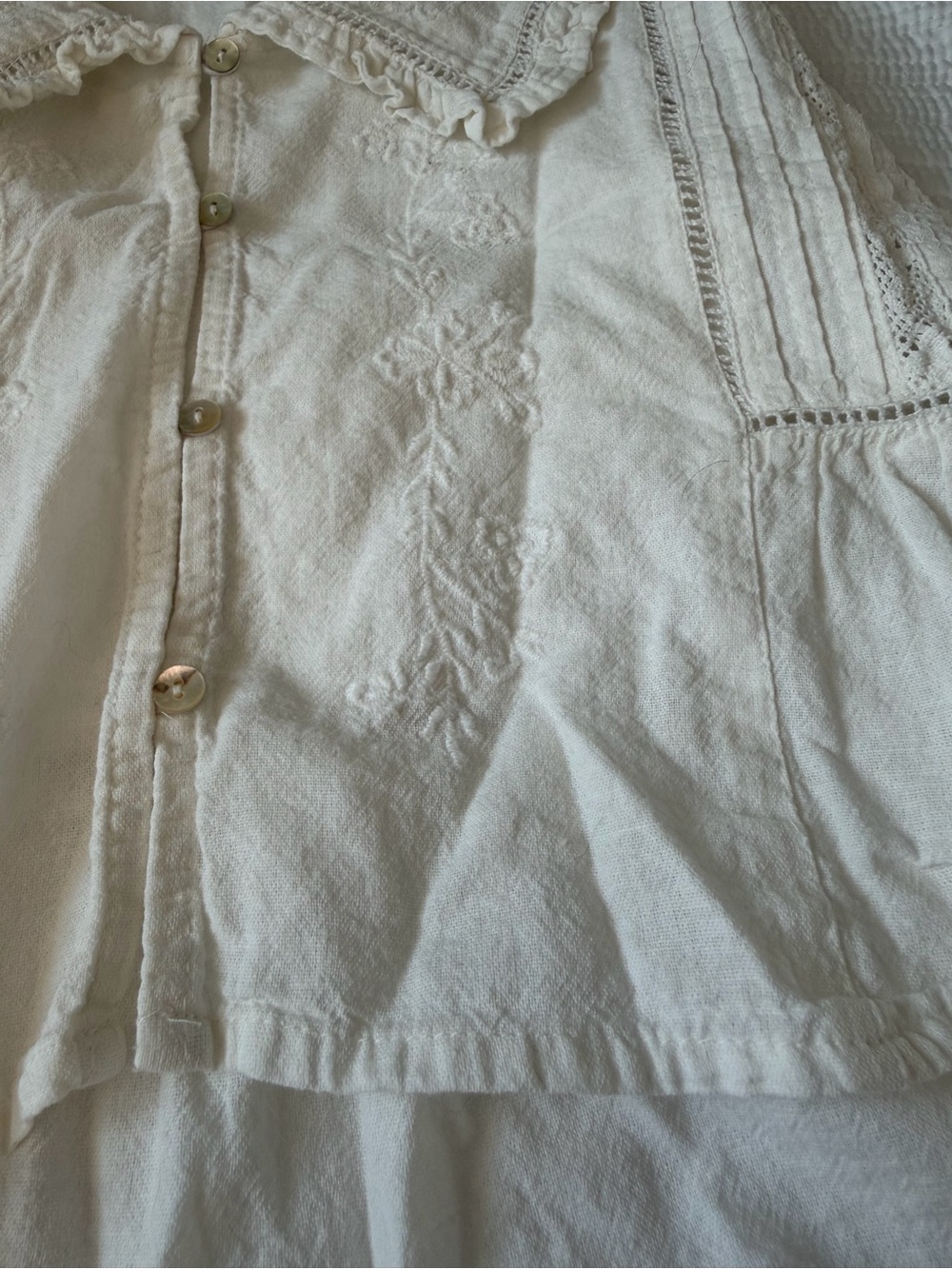 Zara Cream Ruffled Button-Front Camisole - Picture 4 of 5